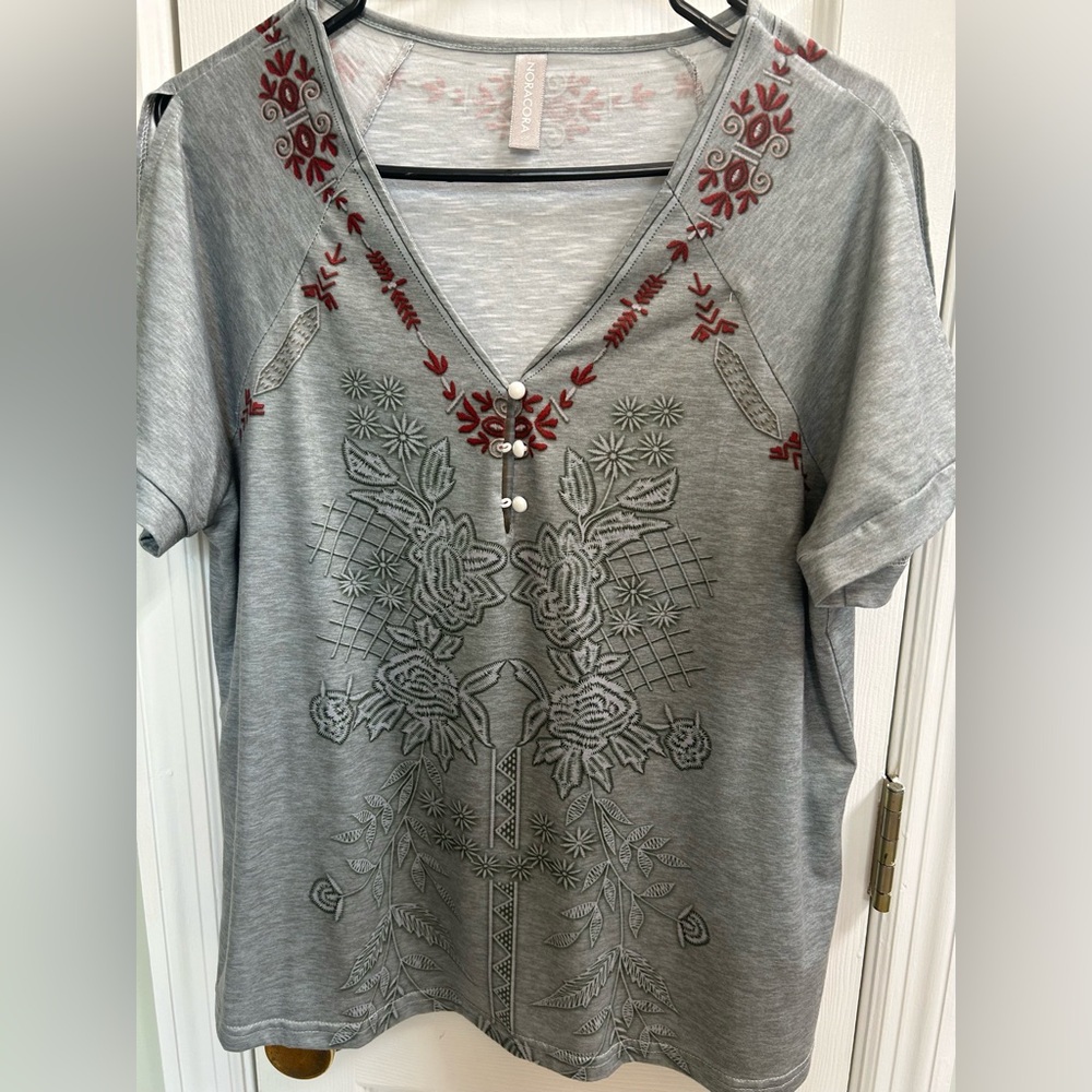 Gray Graphic Embellished Short Sleeve Tee